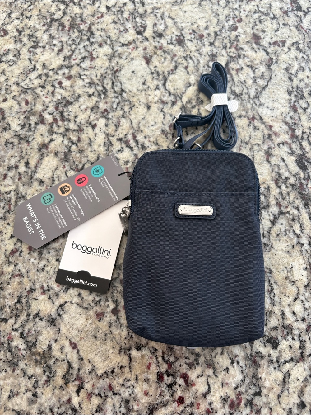 New Baggallini Take Two Crossbody